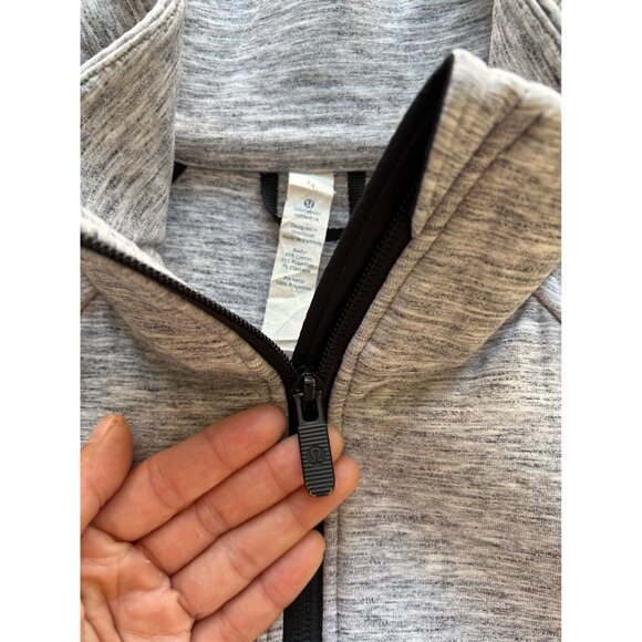 Lululemon Going Places Heathered Grey Women's Vest Sz 4 - Picture 11 of 12